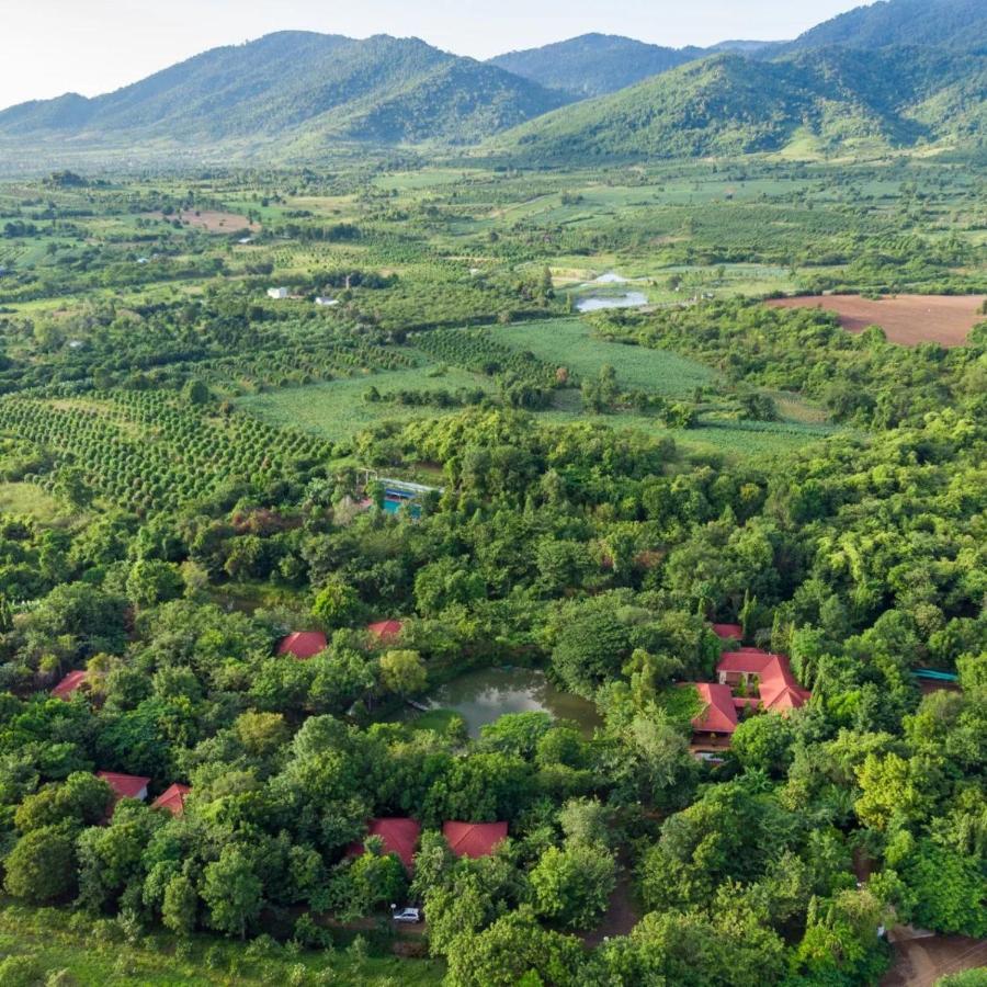 Memoria Palace & Resort Pailin Exterior photo