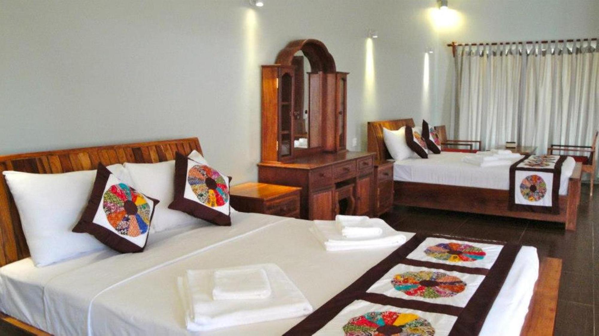 Memoria Palace & Resort Pailin Exterior photo